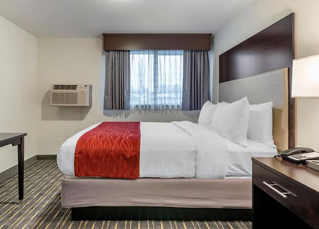 Comfort Inn & Suites Tigard Near Washington Square Esterno foto