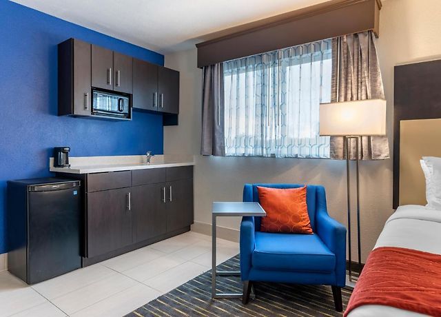 Comfort Inn & Suites Tigard Near Washington Square Esterno foto